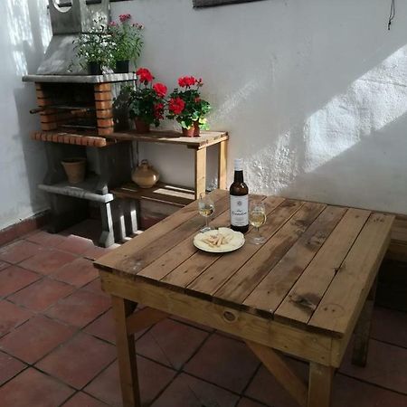 Apto Con Patio Y Barbacoa Bbq H De La Reina Córdoba Kültér fotó